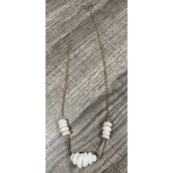 Vintage 1976 Sarah Cov Signed Faux Puka Beaded Gold Tone Necklace 16” - Picture 5 of 9